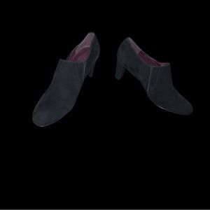 Stuart Weitzman Suede Mule Heels Shoe, Size 7M